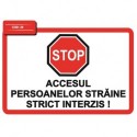 Autocolant accesul persoanelor straine strict interzis
